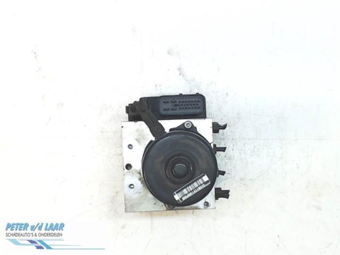 Usagé Bloc ABS Volkswagen Polo III (6N2) 1.4 Prix € 35,00 Règlement à la marge proposé par Autodemontage van de Laar
