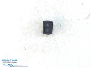 Usados Interruptor de luz de pánico Audi A6 Precio € 20,00 Norma de margen ofrecido por Autodemontage van de Laar