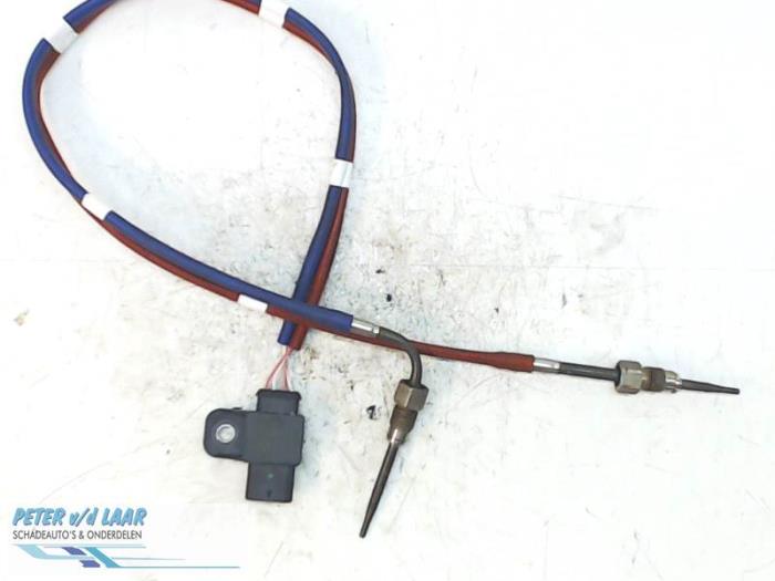 Gebrauchte Nox Sensor Renault Kadjar (RFEH) 1.3 TCE 140 FAP 16V Preis € 150,00 Margenregelung angeboten von Autodemontage van de Laar