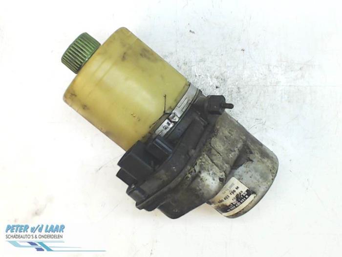 Pompa wspomagania kierownicy z Skoda Fabia (6Y2) 1.4i 16V 2001