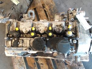 Engine from a Mercedes-Benz C Combi (S203) 2.2 C-220 CDI 16V 2003