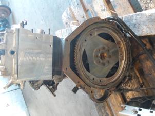 Engine from a Mercedes-Benz C Combi (S203) 2.2 C-220 CDI 16V 2003