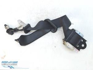 Used Rear seatbelt, left Honda Jazz (GD/GE2/GE3) Price on request offered by Autodemontage van de Laar