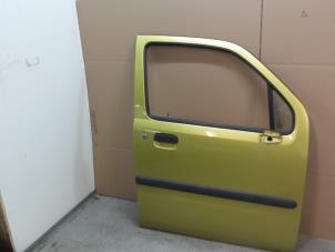 Gebrauchte Tür 4-türig rechts vorne Opel Agila (A) 1.2 16V Preis € 100,00 Margenregelung angeboten von Autodemontage van de Laar