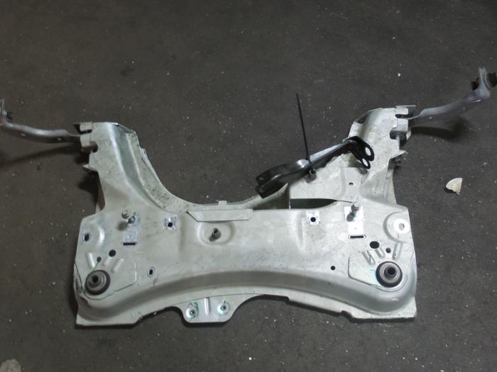 Gebrauchte Unterrahmen Renault Clio III (BR/CR) 1.5 dCi 75 FAP Preis € 150,00 Margenregelung angeboten von Autodemontage van de Laar
