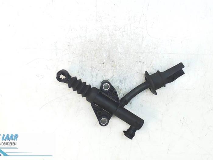 Clutch master cylinder Renault Trafic 306108994R BVM6