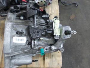 Used Gearbox Renault Kadjar (RFEH) 1.5 Blue dCi Price on request offered by Autodemontage van de Laar