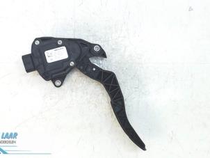 Used Accelerator pedal Renault Kadjar (RFEH) 1.5 Blue dCi Price € 60,00 Margin scheme offered by Autodemontage van de Laar
