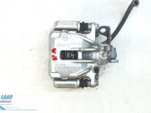 Used Rear brake calliper, right Renault Trafic (1FL/2FL/3FL/4FL) 1.6 dCi 140 Twin Turbo Price € 100,00 Margin scheme offered by Autodemontage van de Laar