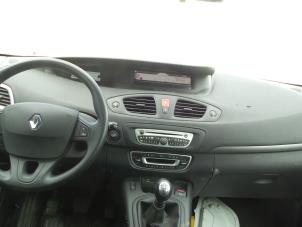 Usados Juego y módulo de airbag Renault Grand Scénic III (JZ) 1.6 16V Precio de solicitud ofrecido por Autodemontage van de Laar