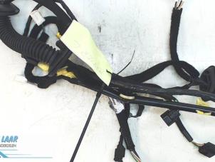 Used Wiring harness Renault Trafic (1FL/2FL/3FL/4FL) 1.6 dCi 140 Twin Turbo Price € 125,00 Margin scheme offered by Autodemontage van de Laar