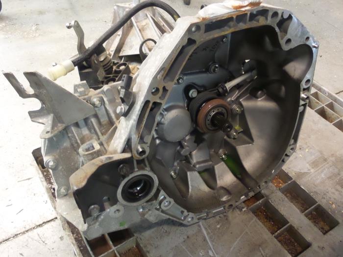 Gearbox from a Renault Kangoo/Grand Kangoo (KW) 1.5 dCi 85 2010