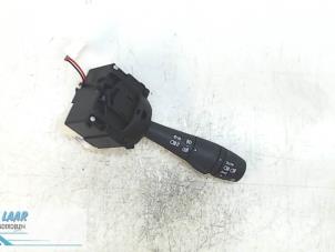 Used Indicator switch Renault Captur (2R) 1.5 Energy dCi 90 FAP Price on request offered by Autodemontage van de Laar