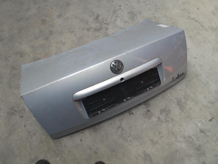 Couvercle coffre d'un Volkswagen Passat (3B2) 1.6 1998