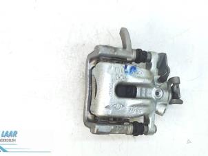 Used Rear brake calliper, left Renault Kangoo/Grand Kangoo (KW) 1.5 dCi 110 Price on request offered by Autodemontage van de Laar