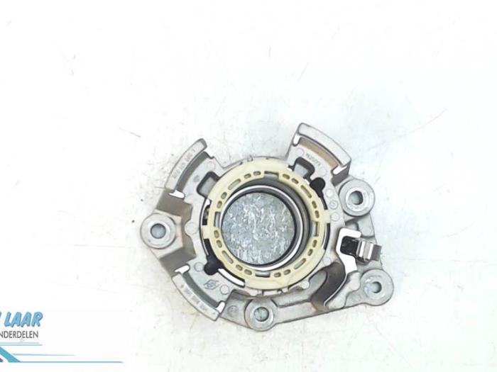 Used Engine mount Renault Kangoo/Grand Kangoo (KW) 1.5 dCi 110 Price on request offered by Autodemontage van de Laar