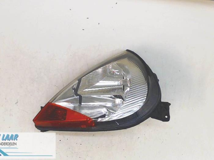 Headlight, left from a Ford Ka I 1.3i 2002