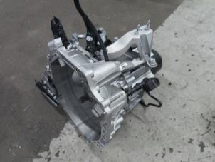 Usagé Boîte de vitesse Dacia Sandero II 0.9 TCE 12V Prix sur demande proposé par Autodemontage van de Laar