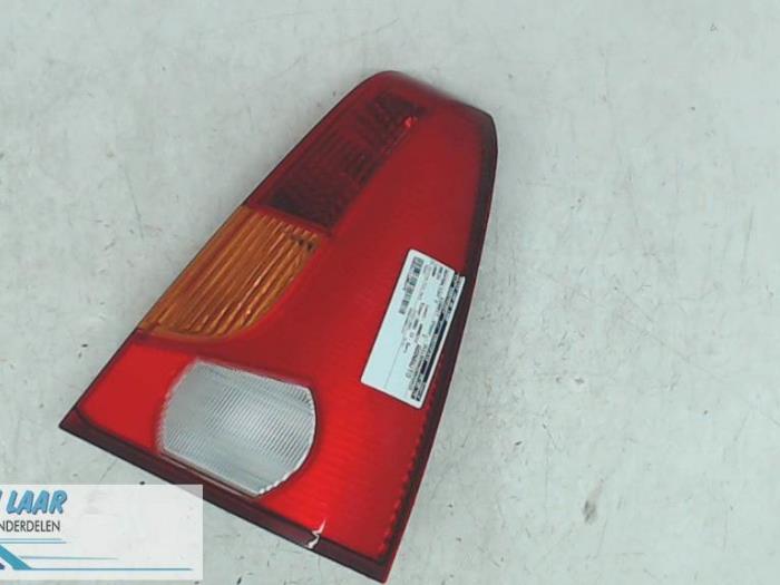 Taillight, right from a Dacia Logan (LS) 1.4 2003