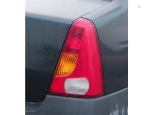 Gebrauchte Rücklicht rechts Dacia Logan (LS) 1.4 Preis € 40,00 Margenregelung angeboten von Autodemontage van de Laar