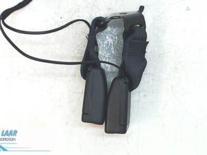 Used Rear seatbelt buckle, centre Dacia Duster (SR) 1.2 TCE 16V 4x4 Price on request offered by Autodemontage van de Laar