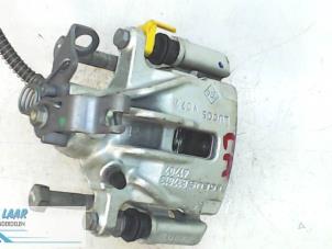 Used Rear brake calliper, left Nissan NV 300 1.6 dCi 125 Price on request offered by Autodemontage van de Laar