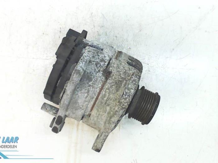 Begagnade Dynamo LDV Maxus 2.5 DTiC Pris € 70,00 Marginaltabell erbjuds av Autodemontage van de Laar
