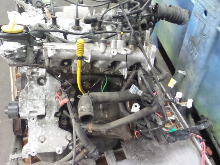 Usagé Moteur Renault Clio III (BR/CR) 1.2 16V Tce Prix € 600,00 Règlement à la marge proposé par Autodemontage van de Laar