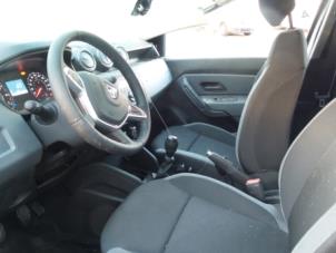 Usagé Intérieur complet Dacia Duster (SR) 1.5 dCi 109 Prix sur demande proposé par Autodemontage van de Laar