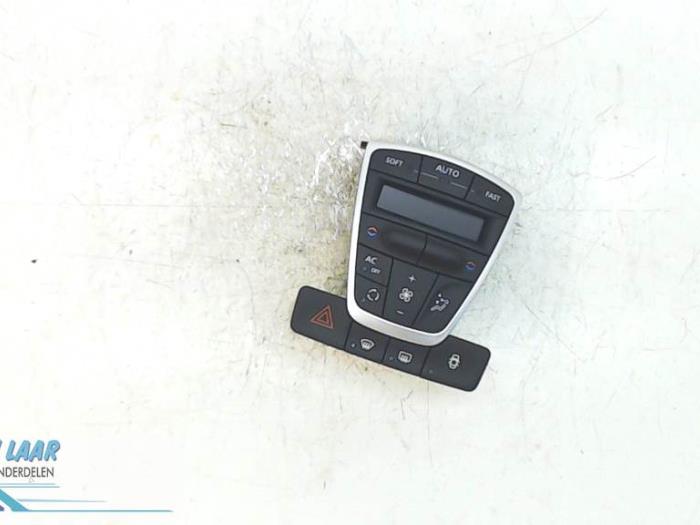 Używane Panel climatronic Renault Laguna III Estate (KT) 2.0 16V Cena na żądanie oferowane przez Autodemontage van de Laar