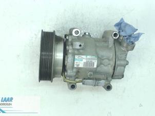 Used Air conditioning pump Renault Twingo II (CN) 1.2 Price on request offered by Autodemontage van de Laar