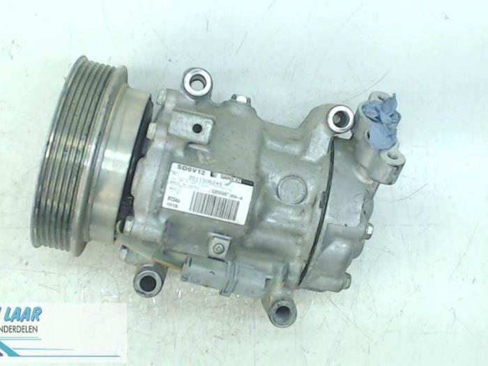 Gebrauchte Klimapumpe Renault Clio III (BR/CR) 1.2 16V Tce Preis € 100,00 Margenregelung angeboten von Autodemontage van de Laar