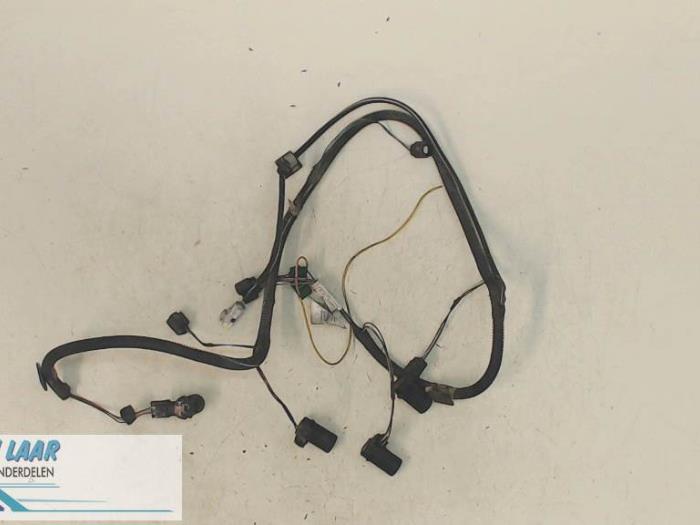 Gebrauchte PDC Sensor Set Renault Clio III (BR/CR) 1.2 16V Tce Preis € 100,00 Margenregelung angeboten von Autodemontage van de Laar