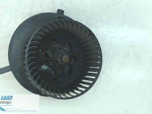 Usados Motor de ventilador de calefactor Volkswagen Jetta III (1K2) 2.0 TDI 16V 140 Precio de solicitud ofrecido por Autodemontage van de Laar