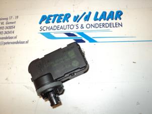 Used Headlight motor Volkswagen Golf VI (5K1) 1.4 TSI 122 16V Price € 20,00 Margin scheme offered by Autodemontage van de Laar