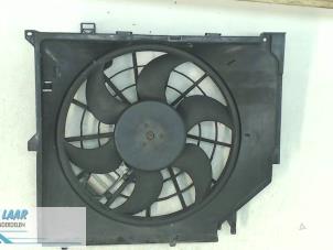 Used Fan motor BMW 3 serie Compact (E46/5) 318td 16V Price on request offered by Autodemontage van de Laar