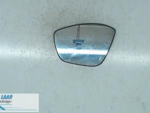 Used Mirror glass, left Peugeot 308 SW (L4/L9/LC/LJ/LR) 1.6 BlueHDi 120 Price on request offered by Autodemontage van de Laar