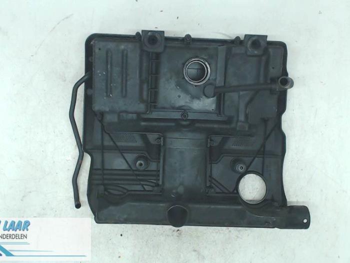 Cuerpo de filtro de aire de un Volkswagen Lupo (6X1) 1.4 60 2002