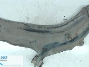Used Front wishbone, right Renault Kangoo Express (FW) 1.5 dCi 75 Price on request offered by Autodemontage van de Laar
