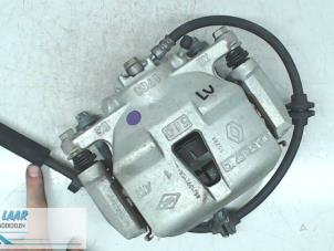 Used Front brake calliper, left Renault Talisman (RFDL) 1.6 dCi 130 Price on request offered by Autodemontage van de Laar