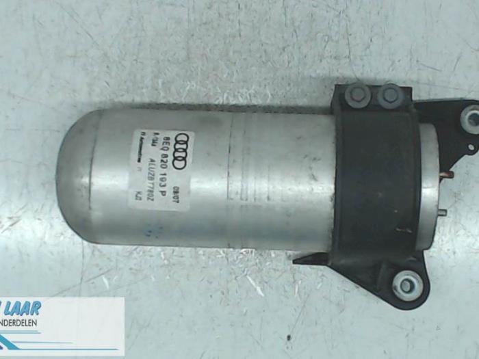 Usagé Condenseur de climatisation Audi A4 (B6) 1.8 T 20V Prix sur demande proposé par Autodemontage van de Laar