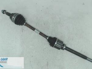 Used Front drive shaft, right Renault Trafic (1FL/2FL/3FL/4FL) 1.6 dCi 90 Price on request offered by Autodemontage van de Laar