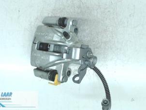 Used Rear brake calliper, left Fiat Talento 1.6 MultiJet Biturbo 120 Price on request offered by Autodemontage van de Laar