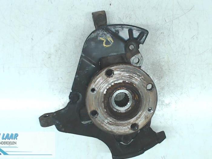 Knuckle, front right from a Fiat Panda (169) 1.2 Fire 2008