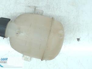 Used Expansion vessel Dacia Logan (LS) 1.4 Price on request offered by Autodemontage van de Laar