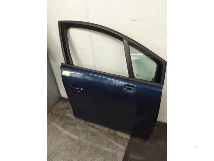 Front door 4-door, right Opel Meriva 1.7 CDTI 16V Z22A - 39144652