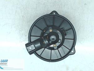 Usagé Moteur de ventilation chauffage Toyota Yaris (P1) 1.0 16V VVT-i Prix sur demande proposé par Autodemontage van de Laar