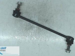 Used Front anti-roll bar Nissan Juke (F15) 1.2 DIG-T 16V Price on request offered by Autodemontage van de Laar