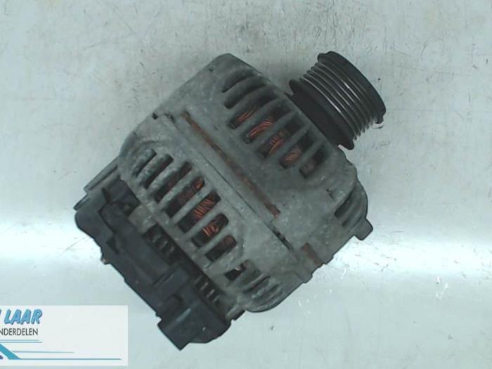 Begagnade Dynamo Volkswagen Lupo (6X1) 1.4 TDI 75 Pris € 50,00 Marginaltabell erbjuds av Autodemontage van de Laar