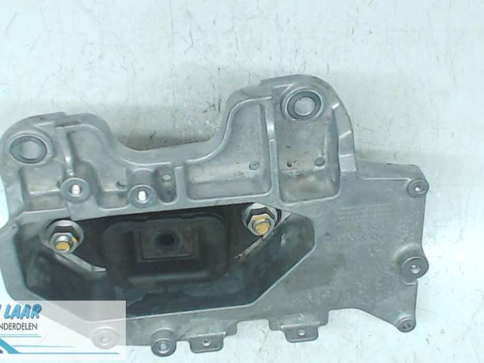 Gebrauchte Motorlager Nissan Pulsar (C13) 1.2 DIG-T 16V Preis auf Anfrage angeboten von Autodemontage van de Laar